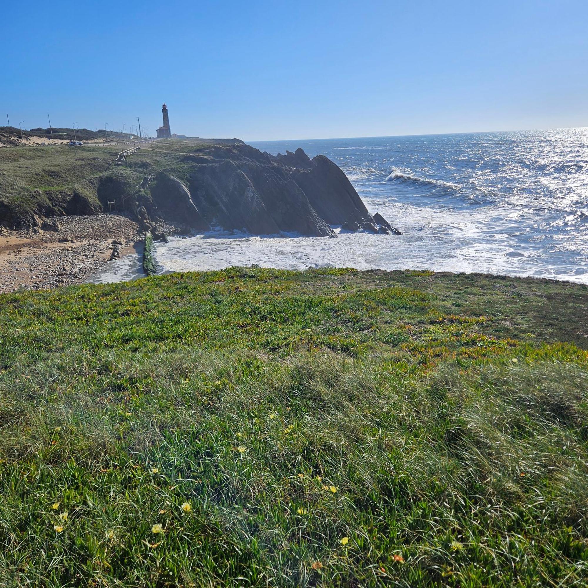 Nazare Uninterrupted Views And Sounds Of The Sea Leilighet Pataias Eksteriør bilde